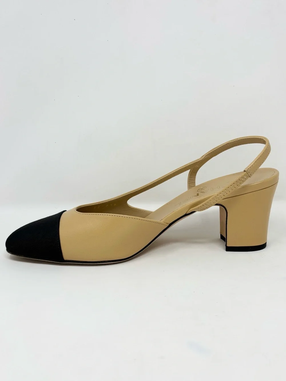 Chanel Two-Tone Goatskin & Grosgrain CC Slingback Pumps Beige Black 38.5
